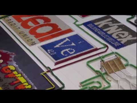 200,000 Dominoes   The Incredible Science Machine