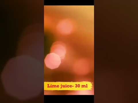 Vodka and ginger ale gives you this handsome cocktail!