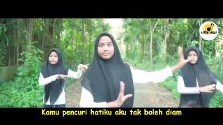 Download lagu Papinka - Pencuri Hati (Lirik) mp3