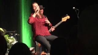 Lis Sørensen  Verden er i  farver, med Jan Sivertsen, Jonas Krag og Per Chr. Frost.