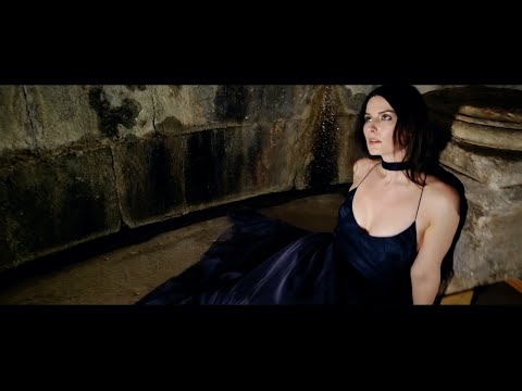 Karolina Rose - Runaway Angels (Official Video)