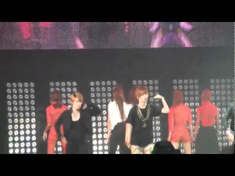 110611 SMTOWN In Paris  Dance Battle 主宋茜
