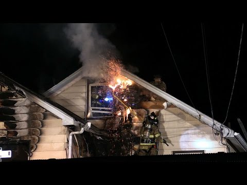 Totowa NJ Fire Department Working Fire 424 Riverview Drive Cat Rescued by Firefighters