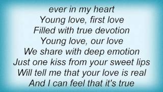 Lesley Gore - Young Love Lyrics