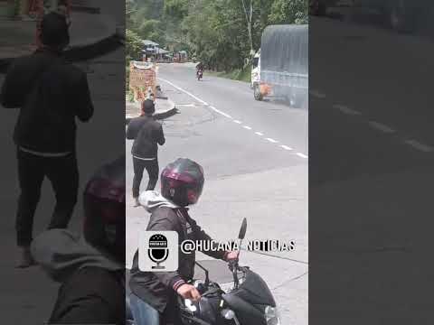 Incidente en la Vía Panamericana Rosas Cauca vehículo se incendió presuntamente por fallas mecánicas