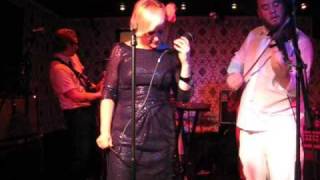 Alice Russell Live Performance, "Lights Went Out," 3.5.09