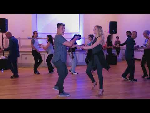 Victor Alexis (Salsa Workshop) at the Illuminights on November 17 2017