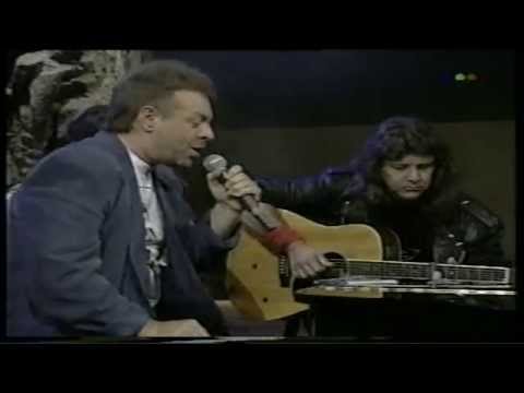 Río Y Mar - León Gieco