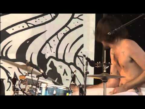 Death From Above 1979 - You're A Woman, I'm A Machine/PullOut/We Don't Sleep [Live @ Coachella 2011]