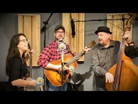 Promotional video thumbnail 1 for Wheels North (Bluegrass Trio)