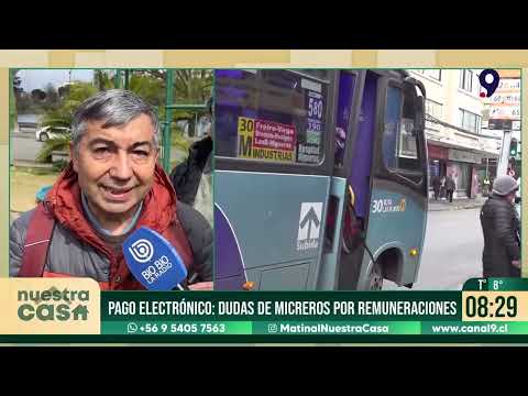 ¡Insólito!: pasajeros debieron empujar micro detenida en línea férrea en Talcahuano