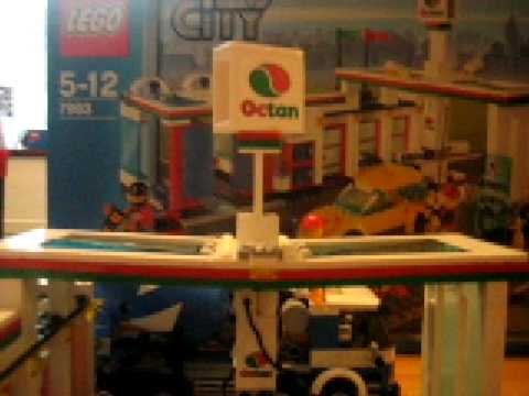 LegoCity Petrol Station 7993