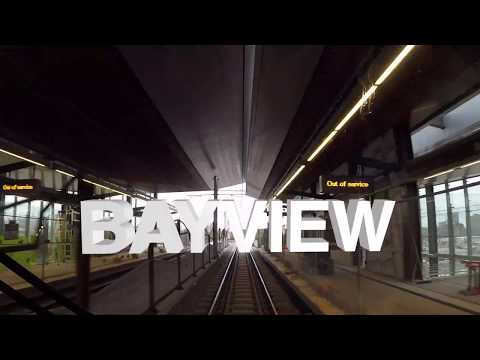 赤のO-Trainライン。他の路線は OC Transpo 高速バスの路線を表します。