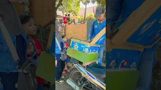 Download lagu Deffan asks to buy super delicious ice cream⁉️ || Deffan yeye chanel || #shorts mp3