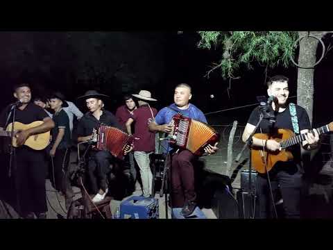 El Grillito Martearena y Cristian Flores juntos cumple de Eli Juares pje el totoral sona d espinillo