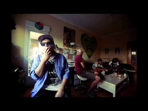 CHIRIE VEGAS-HAAGEN DAZS CON KRISPIES (200?)