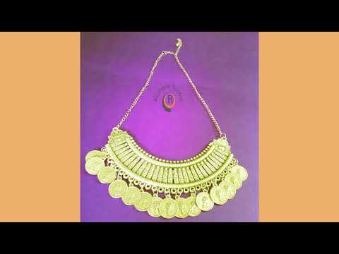 Golden oxidized jewellery pendant set