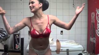 Laura Desiree in \