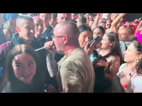 ZBUKU NAWIJA Z PUBLICZNOŚCIĄ-  MŁODA KREW FESTIWAL OGNIA I WODY NYSA 2023