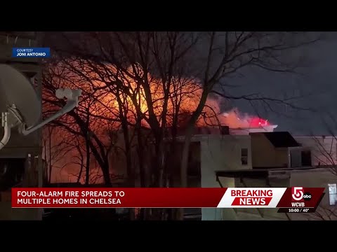 7 displaced as fire spreads to multiple North Shore homes