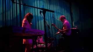 Blonde Redhead  - Equus