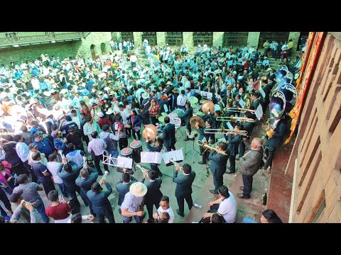 FIESTA EN CHACAS 2022 - BANDA FILARMÓNICA STAR DE OTUZCO - MIX CHOFERCITO CARRETERO