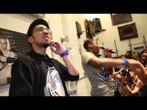 Amplify Dot @G-Shock EAST