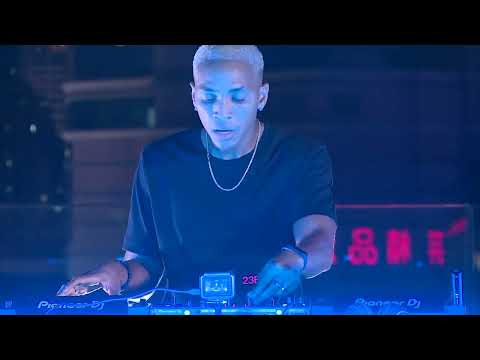 Mandas - Rooftop Set 2020 (China - Chengdu City)