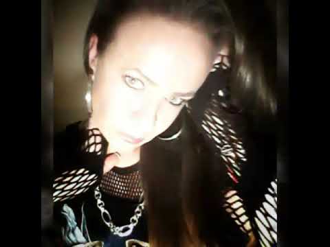 Justyna Kuśmierczyk feat.WdoWA Włącz-Wyłącz