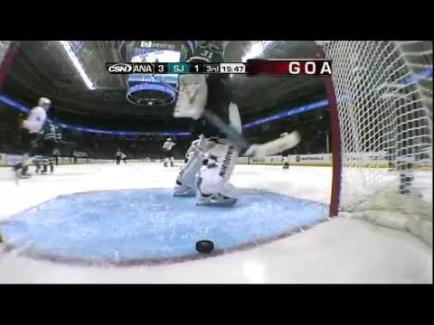 Awesome Corey Perry goal : Anaheim Ducks @ San Jose Sharks : October 17 2011