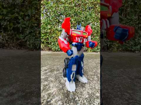 Transformers : Optimus Prime Beast Hunters Voyager