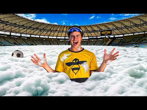 ENCHI UM CAMPO DE FUTEBOL COM ESPUMA