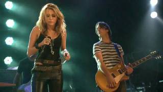 Miley Cyrus - Every Rose Has Its Thorn (Live - House of Blues) HD