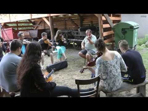 Dűvő Népzenei Tábor - Kiscsősz 2015.