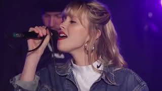 Roméo Elvis x Le Motel   J’ai vu – Vevo dscvr Live ft  Angèle