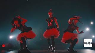 Download lagu BABYMETAL // MEGITSUNE 「メギツネ」【2015 TRILOGY】 mp3