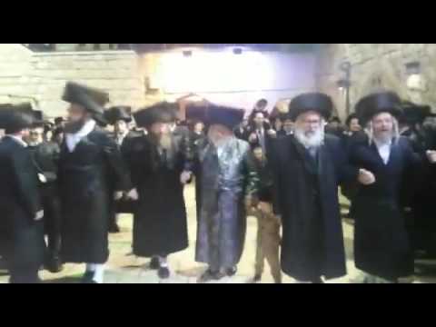 Temeshvar Rebbe Shabbos Parshas Bo 5776 In Meron