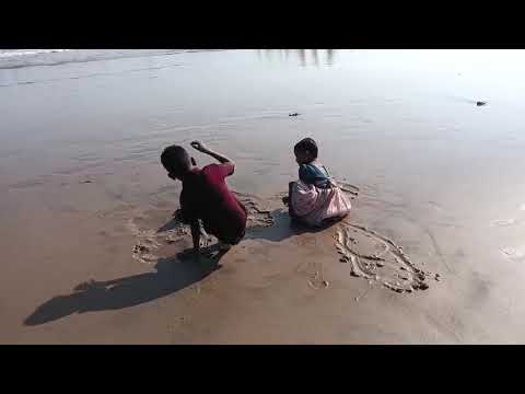 PenuPalam 🌊beach 🌴🌊enjoying with my daughter and son🌴