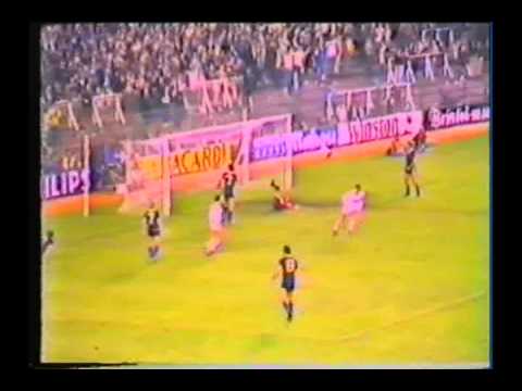 1982 (September 29) Real Madrid (Spain) 5-Baia Mare (Romania) 2 (Cup Winners Cup).avi