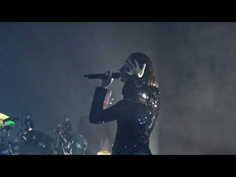 Yelle - Complètement Fou & J'ai Bu @ Le Grand MIx 22.10.2021