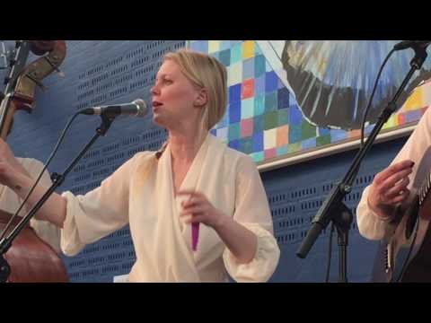 Den Gamle Sangskat: Sara Grabow Trio