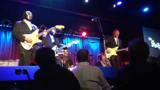 "Caveman"  Los Straitjackets @ BB Kings ,NYC 5-3-2016