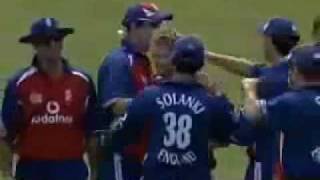 Download lagu The Greatest SUPER   super  Catch of Cricket History.sreejithkilli mp3