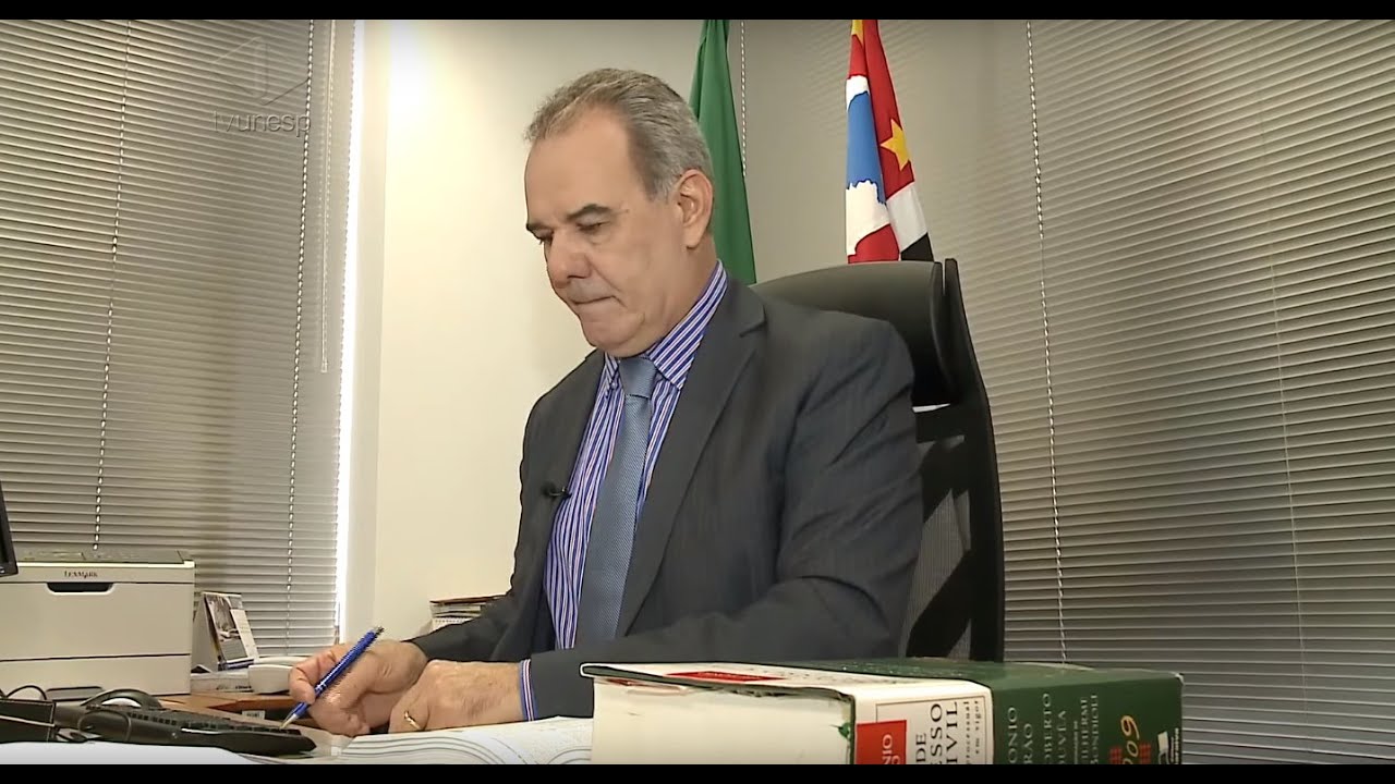 Guia de Profissões | Direito