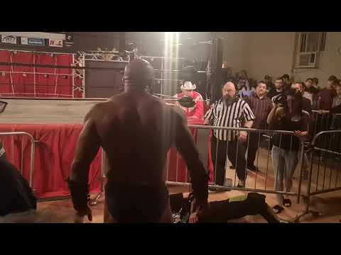 Crasher kid vs franky themobster