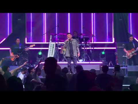 လွယ်လွယ်လေးရခဲ့တော့ -ဝေလ