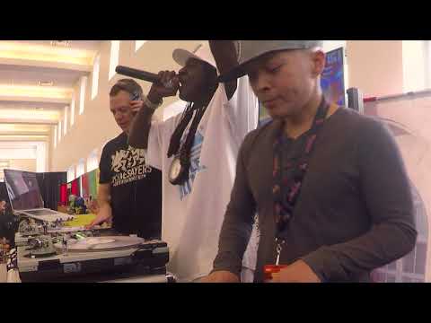 DJ Z-Trip & DJ Q-Bert freestyle scratch session w/ Flavor Flav @ DCON
