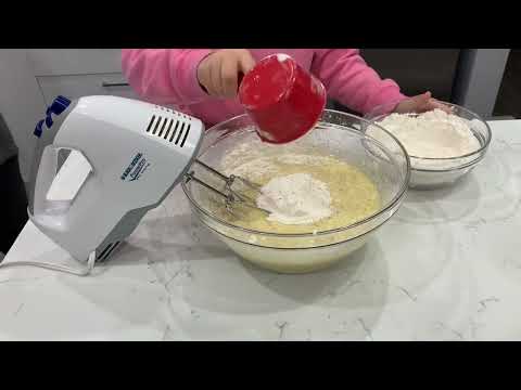 Banana cake with chocolate chip