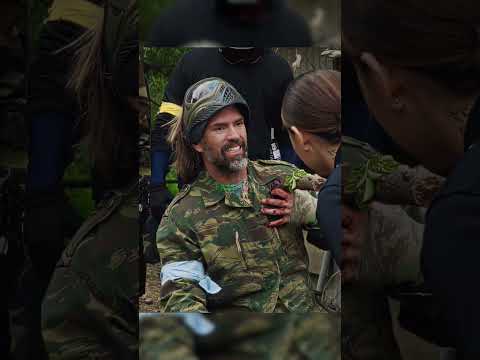 Ein Mann nahm das Paintballspiel etwas zu ernst 🩸