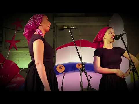 Ženska klapa smišnog imena... "Oštrokonđe" 😁 🎶🎥